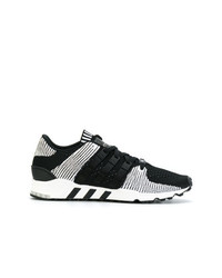 schwarze niedrige Sneakers von adidas