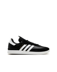 schwarze niedrige Sneakers von adidas