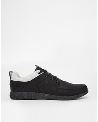 schwarze niedrige Sneakers von Boxfresh