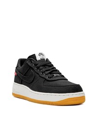 schwarze niedrige Sneakers von Nike