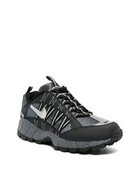 schwarze niedrige Sneakers von Nike