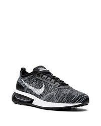 schwarze niedrige Sneakers von Nike