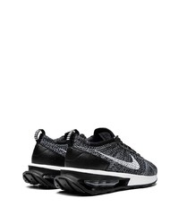 schwarze niedrige Sneakers von Nike