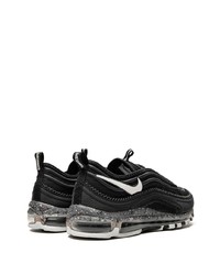 schwarze niedrige Sneakers von Nike