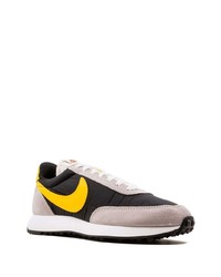 schwarze niedrige Sneakers von Nike