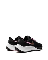 schwarze niedrige Sneakers von Nike