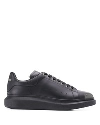 schwarze niedrige Sneakers von Alexander McQueen