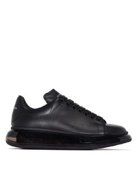 schwarze niedrige Sneakers von Alexander McQueen