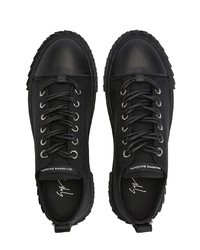 schwarze niedrige Sneakers von Giuseppe Zanotti