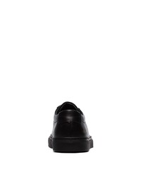 schwarze niedrige Sneakers von Common Projects