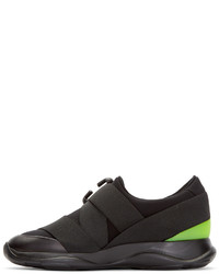 schwarze niedrige Sneakers von Christopher Kane