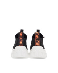 schwarze niedrige Sneakers von Miu Miu