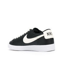 schwarze niedrige Sneakers von Nike