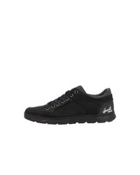 schwarze niedrige Sneakers von Bullboxer