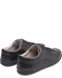 schwarze niedrige Sneakers von Camper