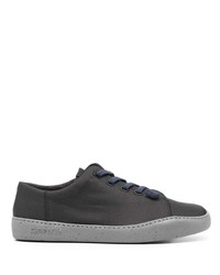 schwarze niedrige Sneakers von Camper