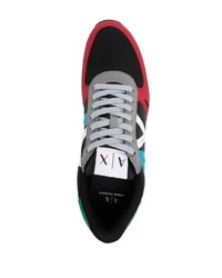 schwarze niedrige Sneakers von Armani Exchange