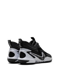 schwarze niedrige Sneakers von Nike