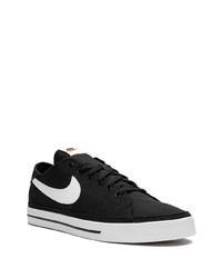 schwarze niedrige Sneakers von Nike