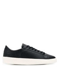 schwarze niedrige Sneakers von D.A.T.E