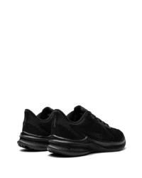 schwarze niedrige Sneakers von Nike