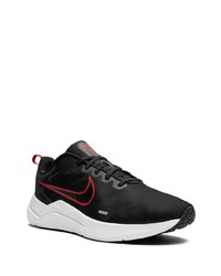 schwarze niedrige Sneakers von Nike