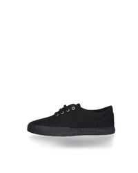 schwarze niedrige Sneakers von Ethletic