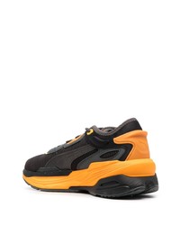 schwarze niedrige Sneakers von Puma