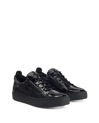 schwarze niedrige Sneakers von Giuseppe Zanotti