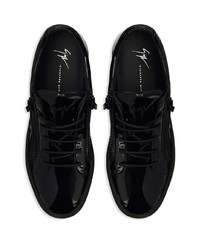 schwarze niedrige Sneakers von Giuseppe Zanotti