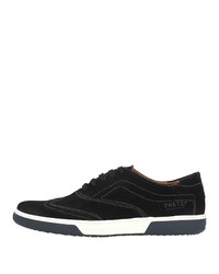 schwarze niedrige Sneakers von FRETZ men