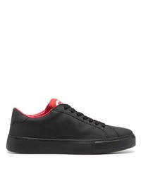 schwarze niedrige Sneakers von Gcds