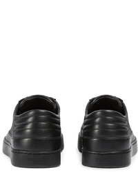 schwarze niedrige Sneakers von Gucci