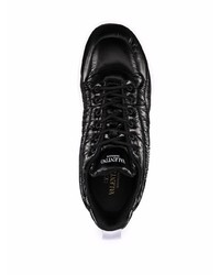 schwarze niedrige Sneakers von Valentino Garavani