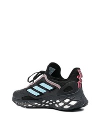 schwarze niedrige Sneakers von adidas