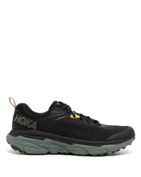 schwarze niedrige Sneakers von Hoka One One