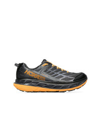 schwarze niedrige Sneakers von Hoka One One