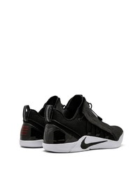 schwarze niedrige Sneakers von Nike