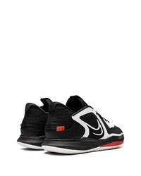 schwarze niedrige Sneakers von Nike