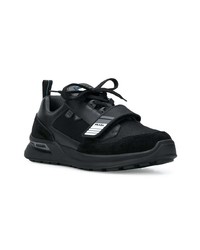 schwarze niedrige Sneakers von Prada