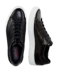 schwarze niedrige Sneakers von Lloyd