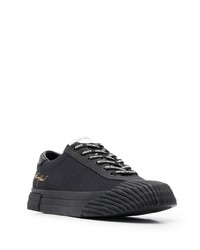 schwarze niedrige Sneakers von Emporio Armani