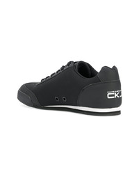 schwarze niedrige Sneakers von Calvin Klein Jeans