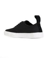 schwarze niedrige Sneakers von Blood Brother