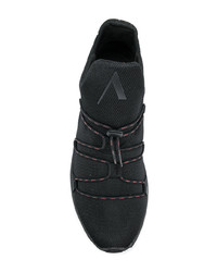 schwarze niedrige Sneakers von Arkk