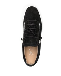 schwarze niedrige Sneakers von Giuseppe Zanotti