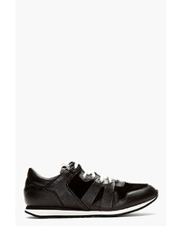 schwarze niedrige Sneakers von McQ