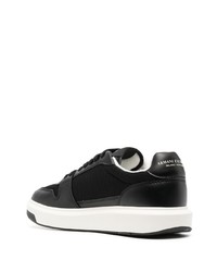 schwarze niedrige Sneakers von Armani Exchange