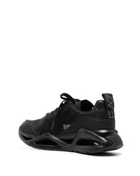 schwarze niedrige Sneakers von Ea7 Emporio Armani