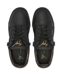 schwarze niedrige Sneakers von Giuseppe Zanotti